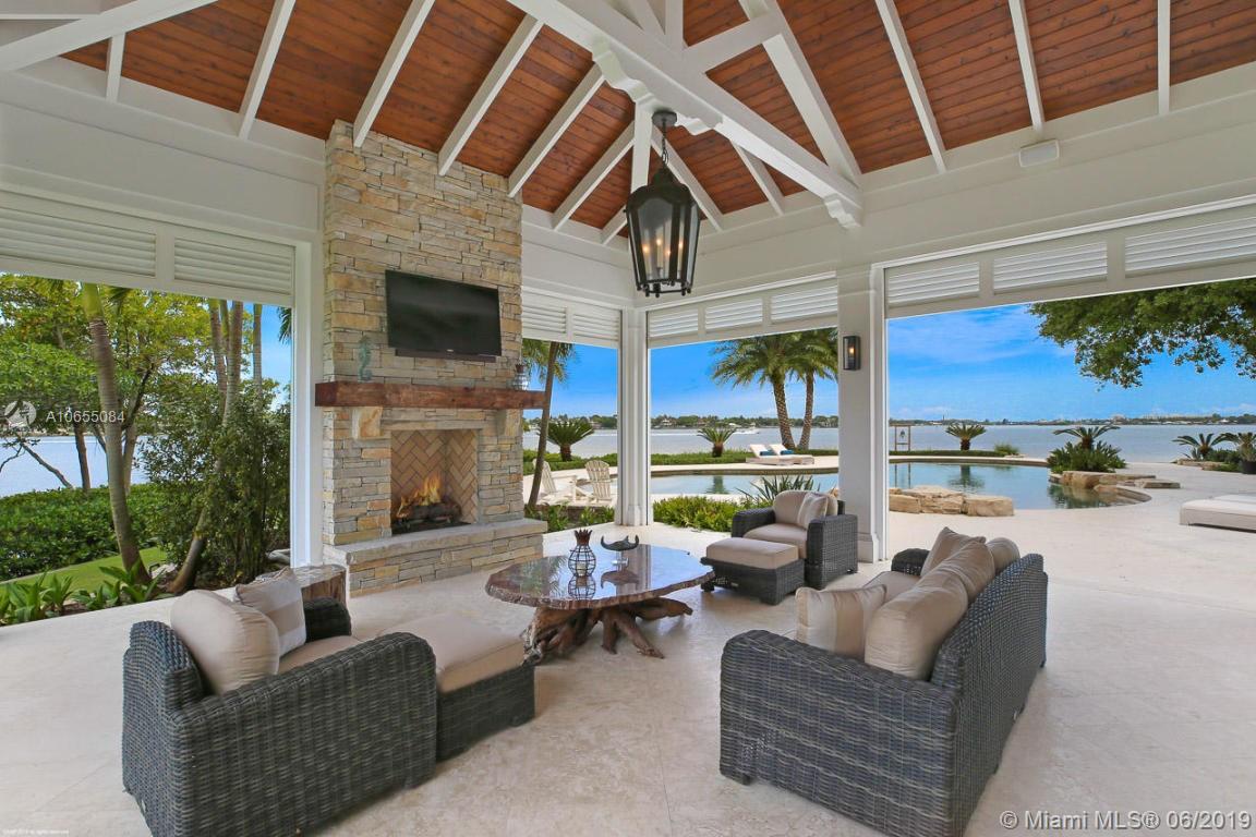 PENNOCK POINT - Residential