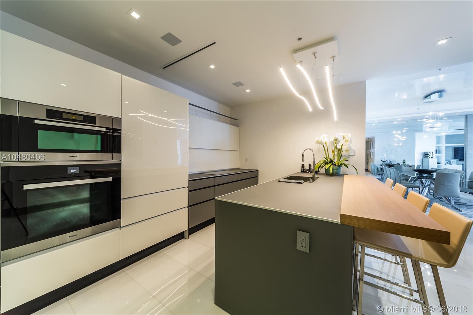 OCEANA KEY BISCAYNE CONDO - Residential