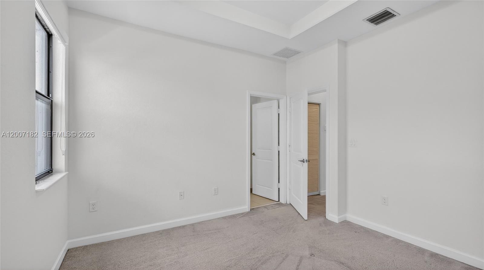 KENDALL ASSEMBLAGE SOUTH - Residential