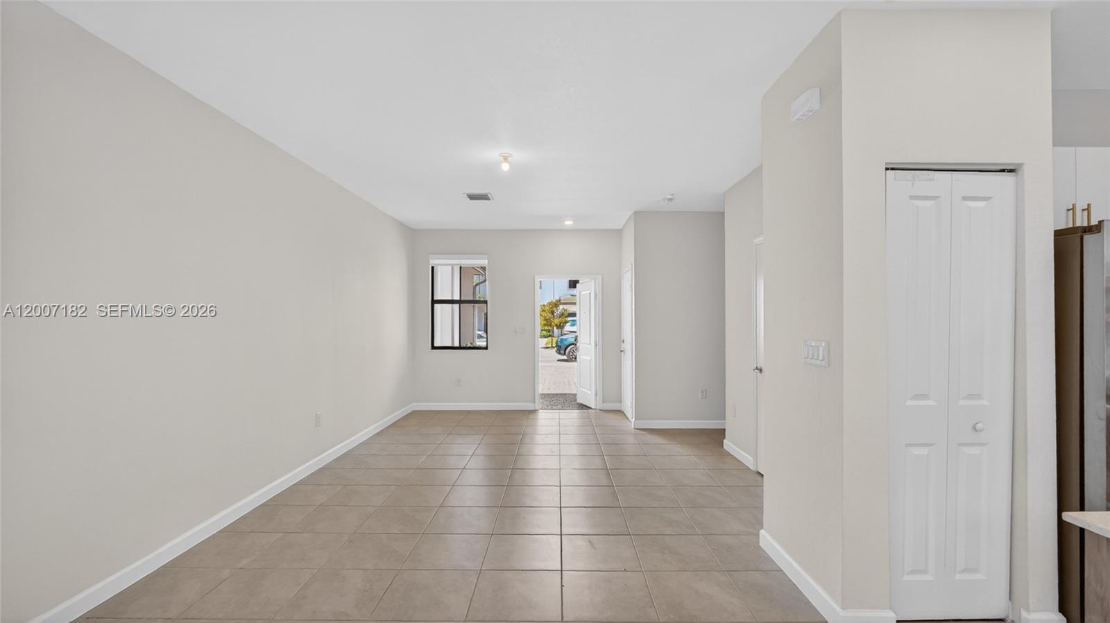 KENDALL ASSEMBLAGE SOUTH - Residential