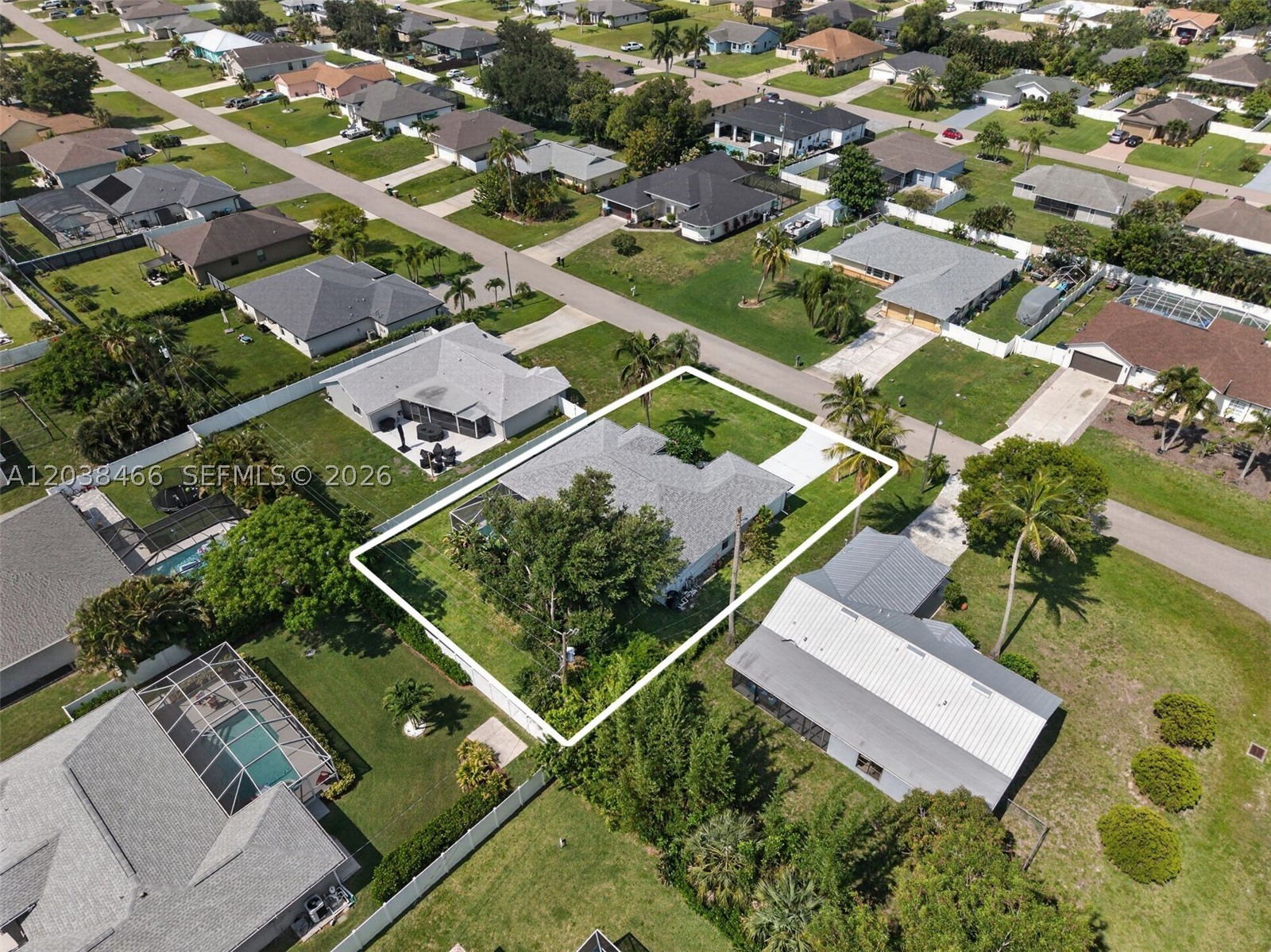 CAPE CORAL - Residential