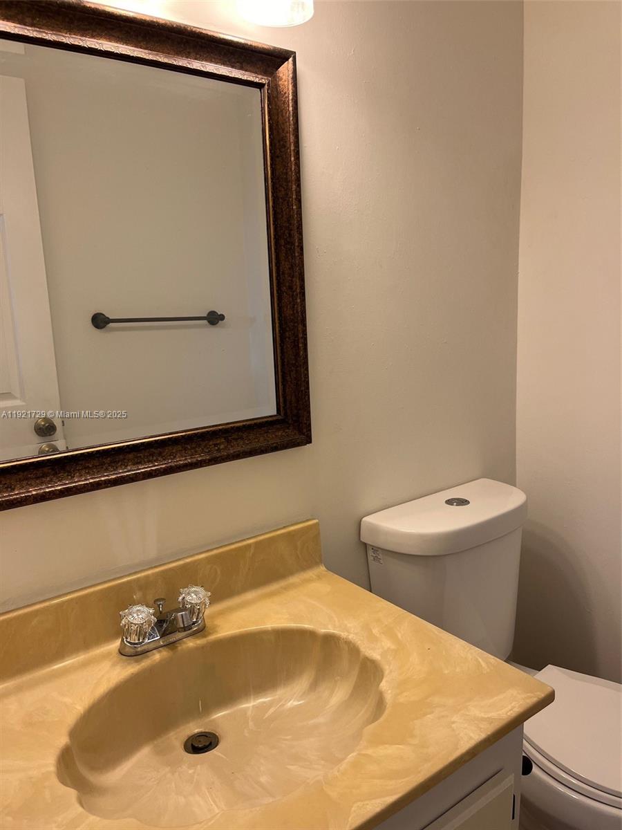 BROOKVIEW CONDO - Residential