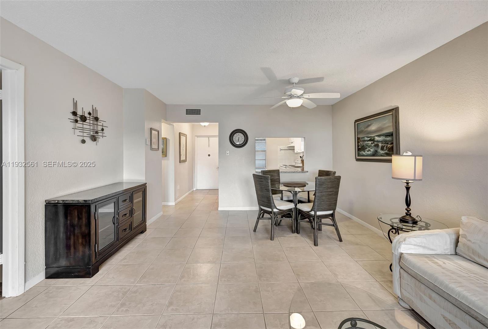 ORIOLE GOLF & TENNIS CLUB - Residential