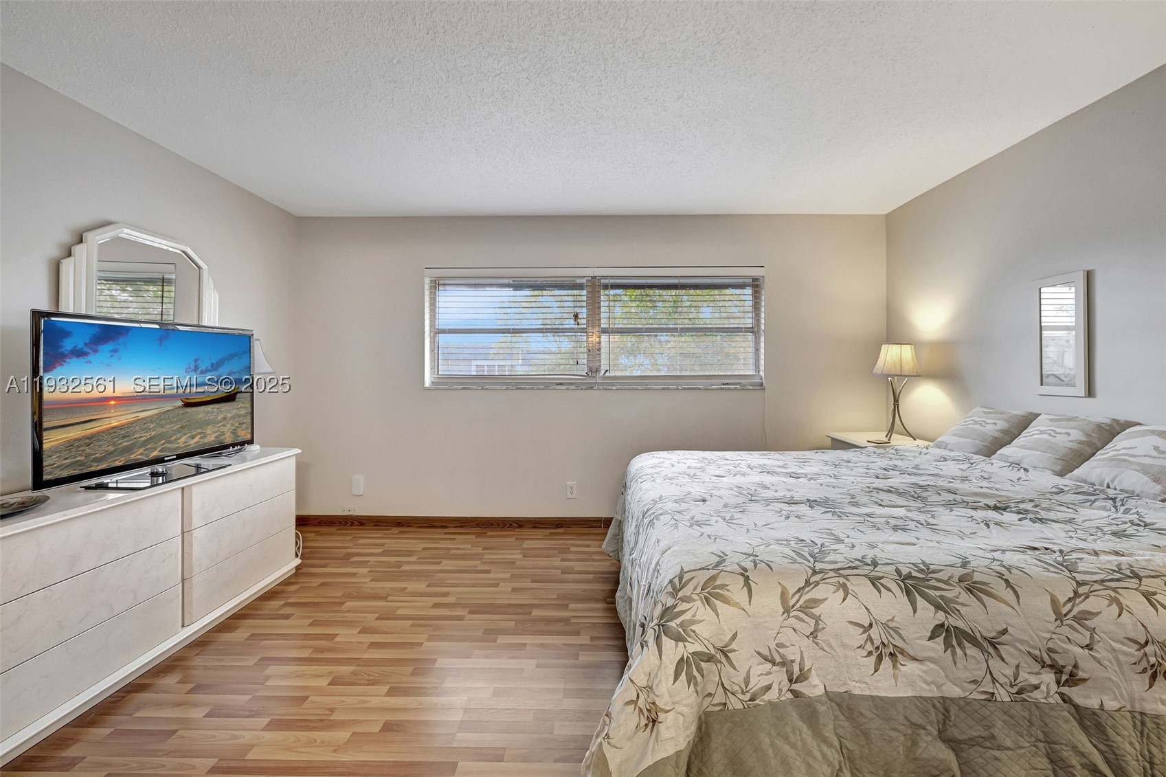 ORIOLE GOLF & TENNIS CLUB - Residential