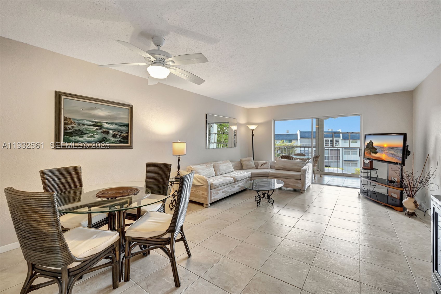 ORIOLE GOLF & TENNIS CLUB - Residential