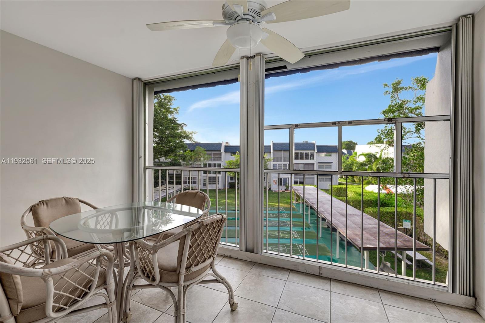 ORIOLE GOLF & TENNIS CLUB - Residential