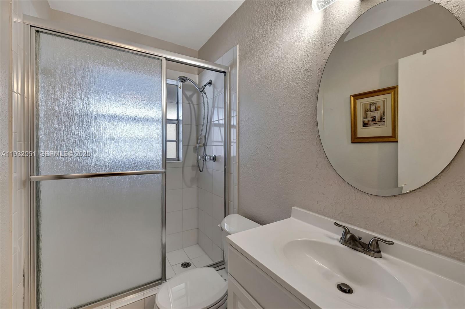 ORIOLE GOLF & TENNIS CLUB - Residential
