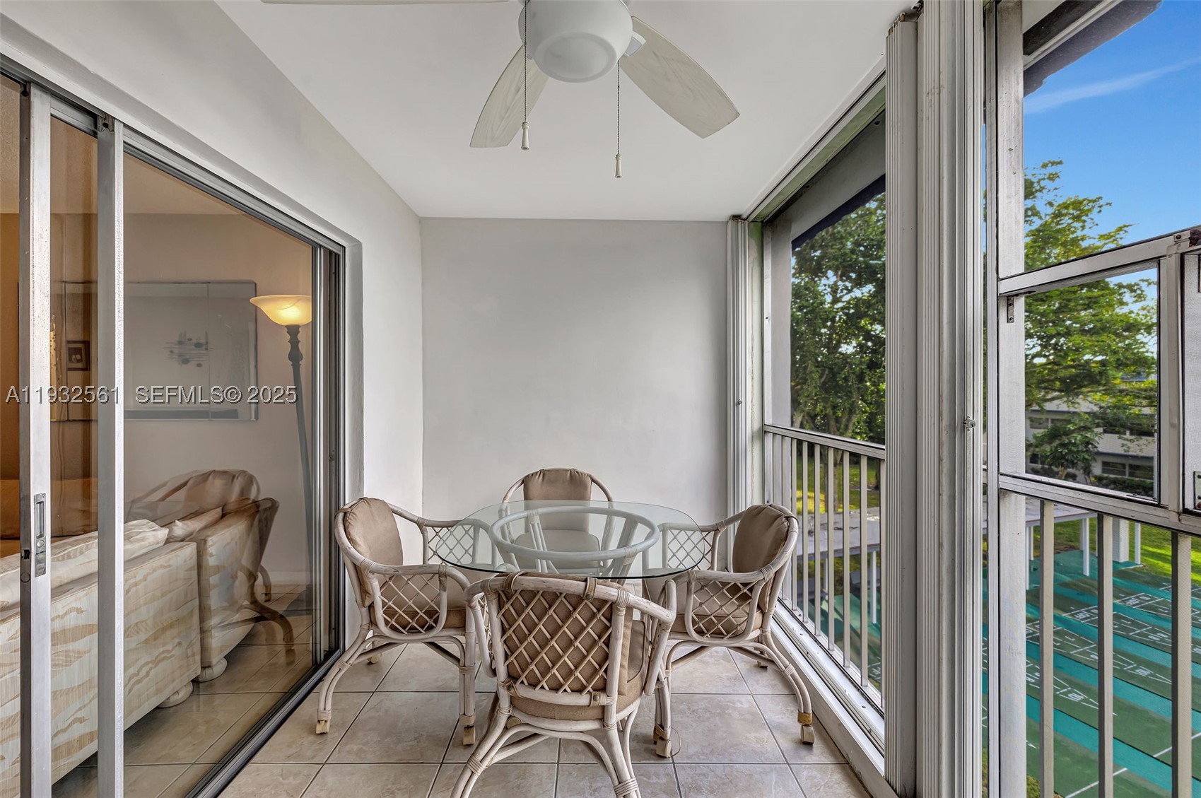 ORIOLE GOLF & TENNIS CLUB - Residential