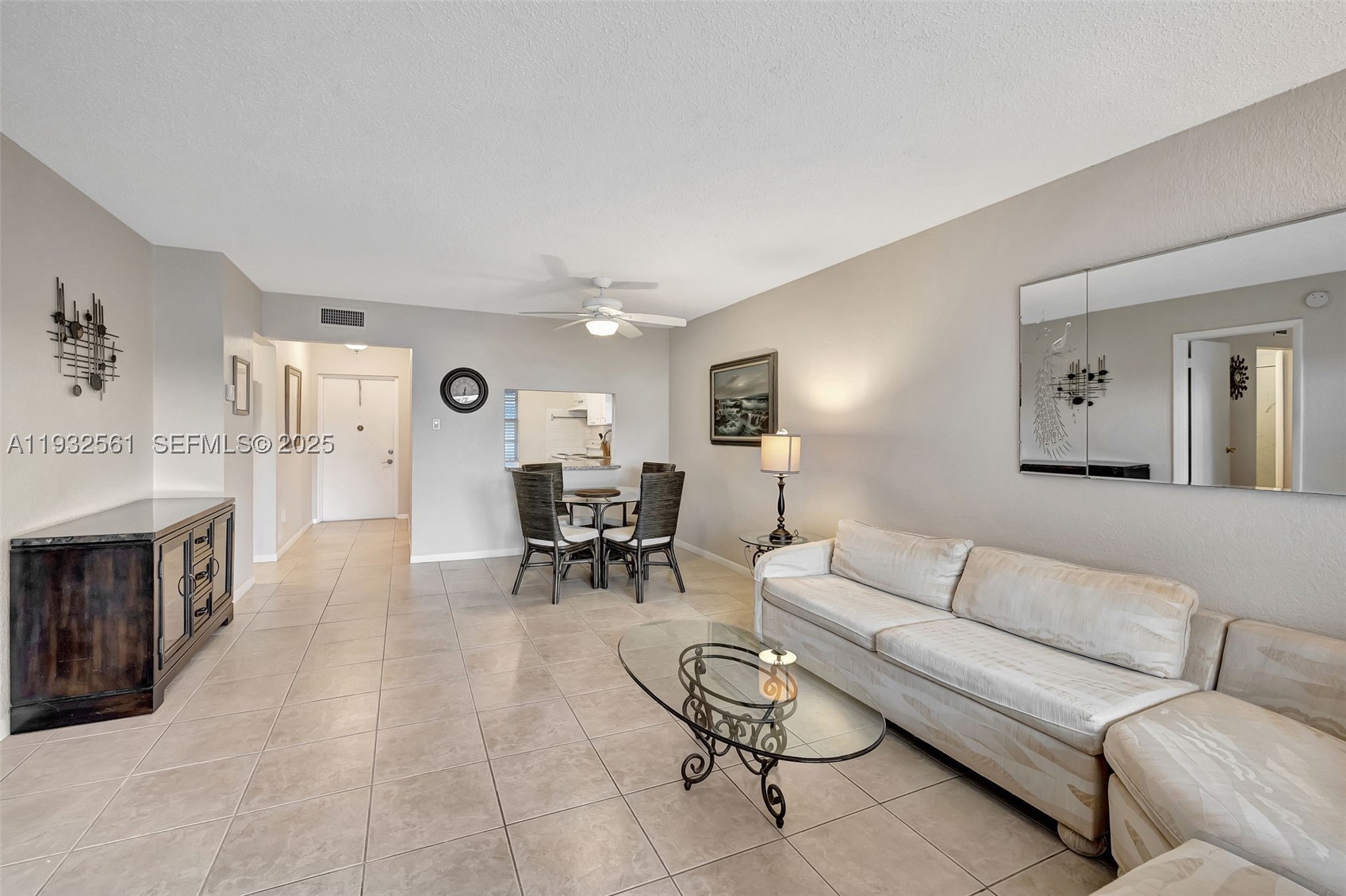 ORIOLE GOLF & TENNIS CLUB - Residential