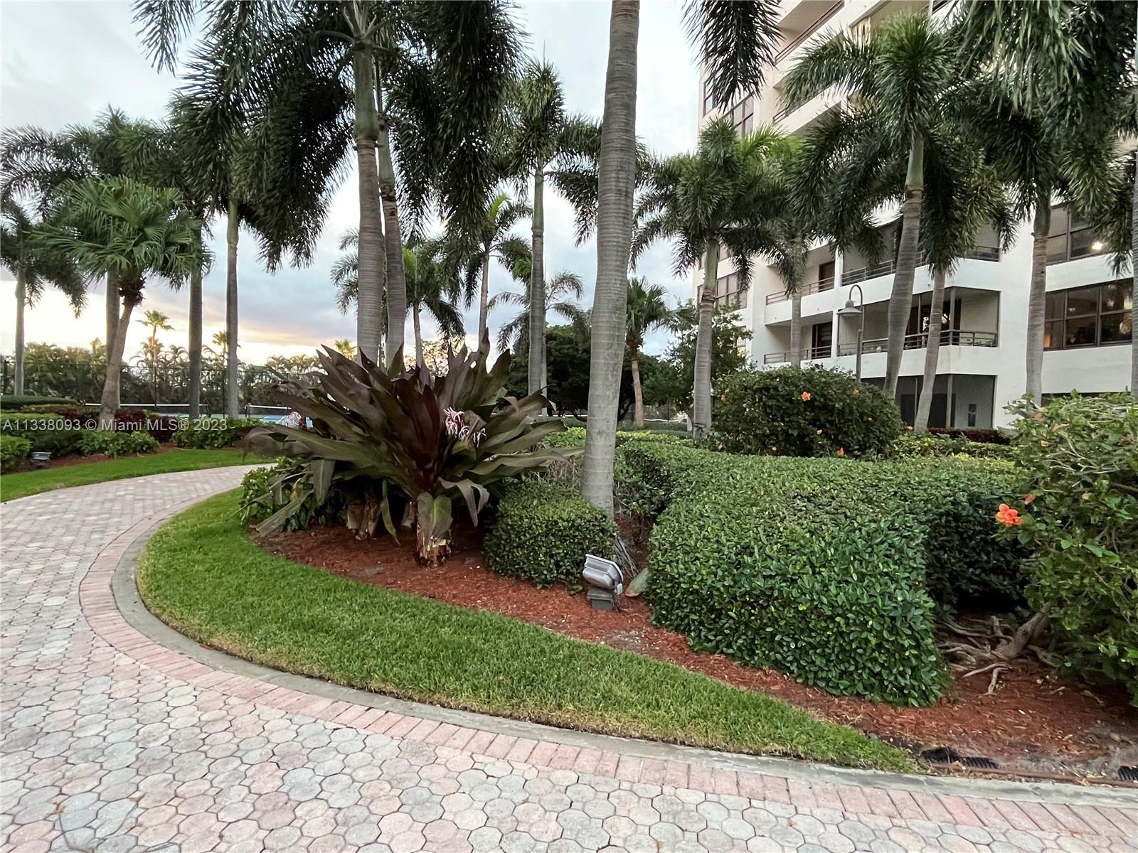 OLYMPUS CONDO PHASE - Residential Lease