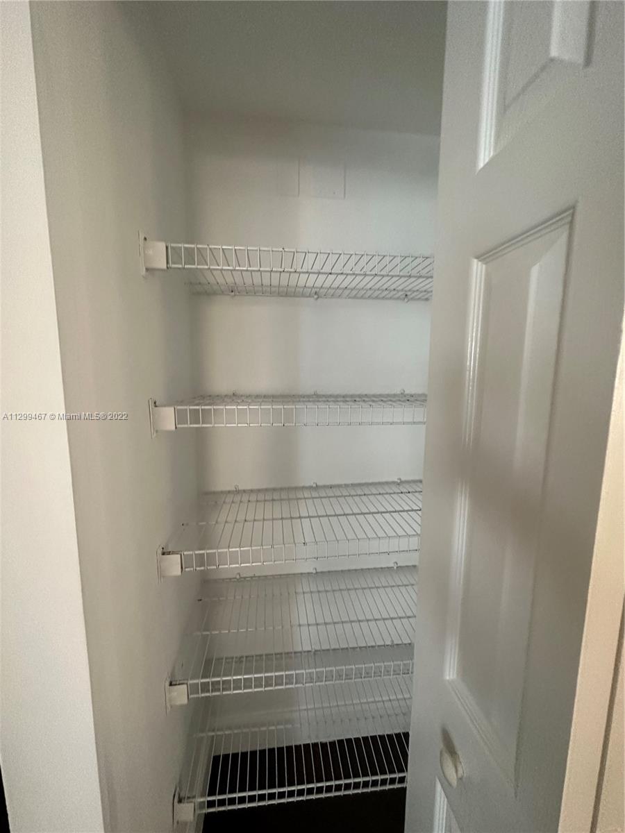 PORTO BELLAGIO CONDO - Residential Lease