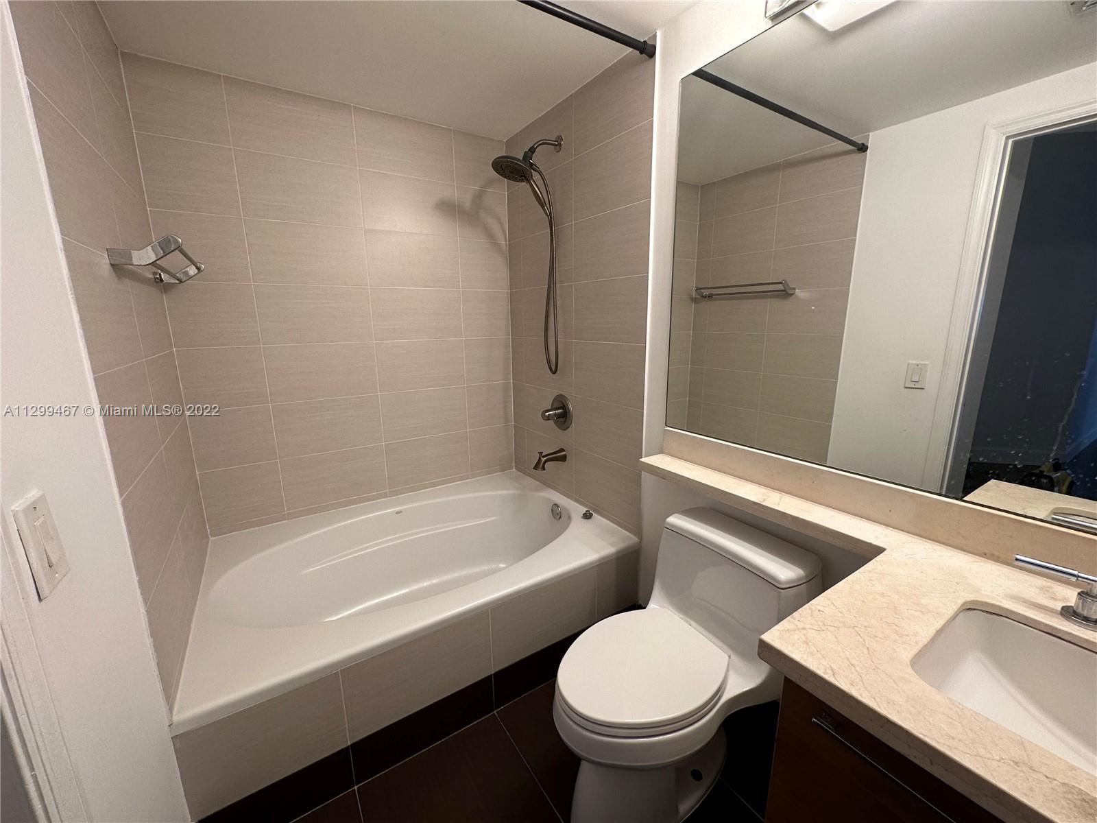 PORTO BELLAGIO CONDO - Residential Lease