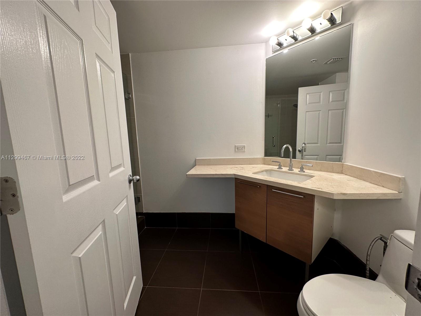 PORTO BELLAGIO CONDO - Residential Lease