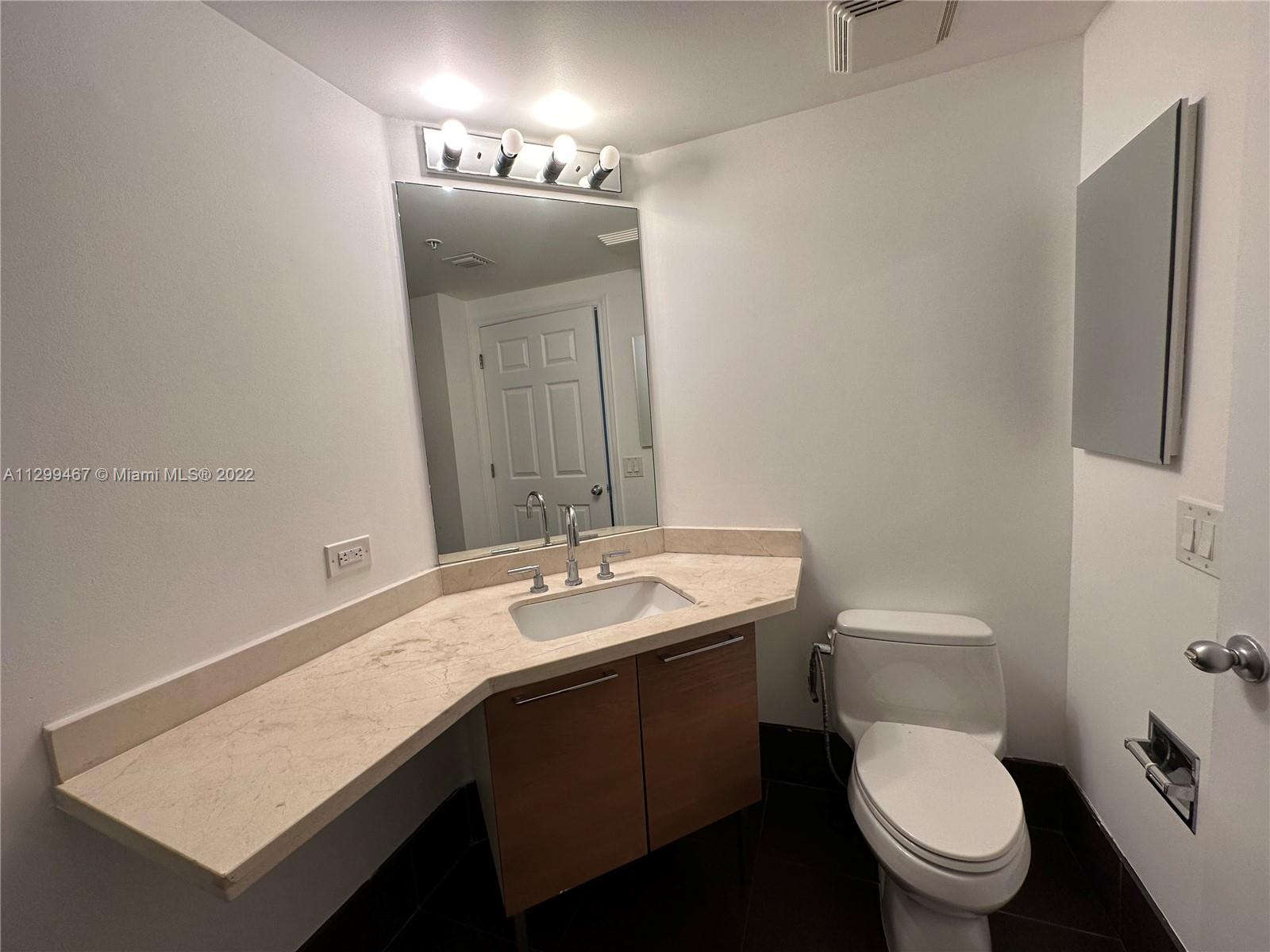 PORTO BELLAGIO CONDO - Residential Lease