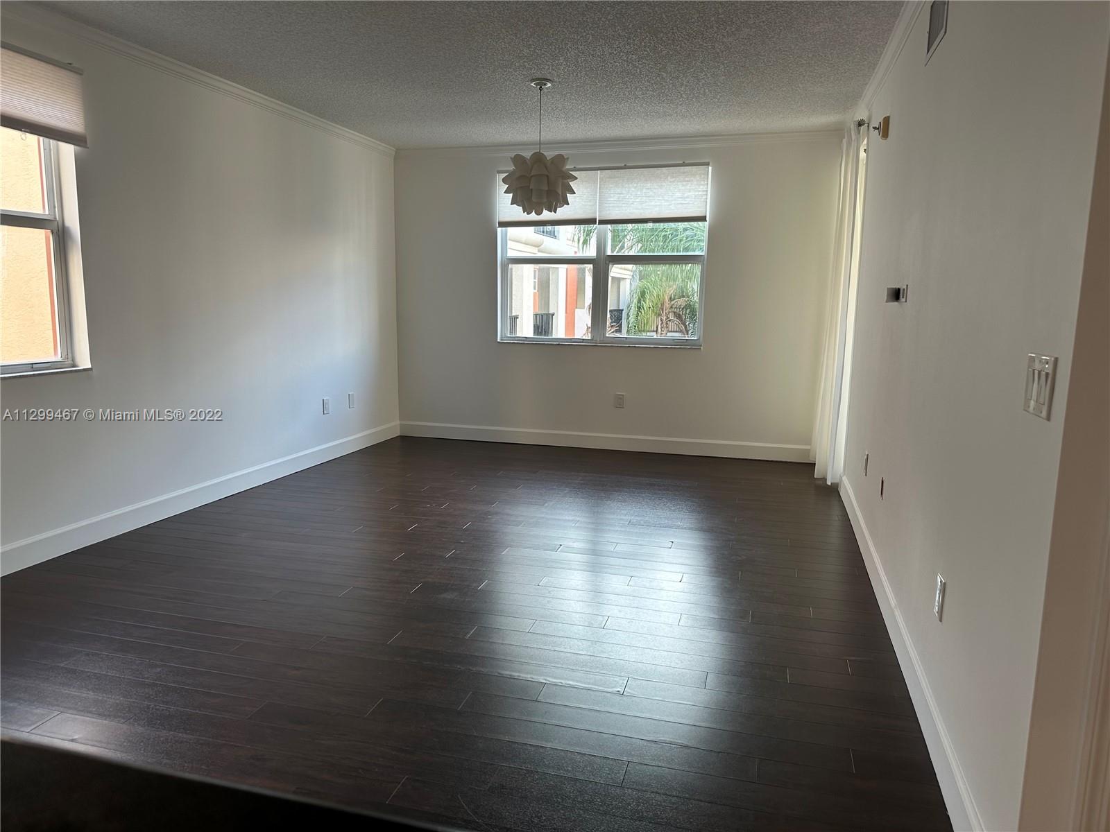 PORTO BELLAGIO CONDO - Residential Lease