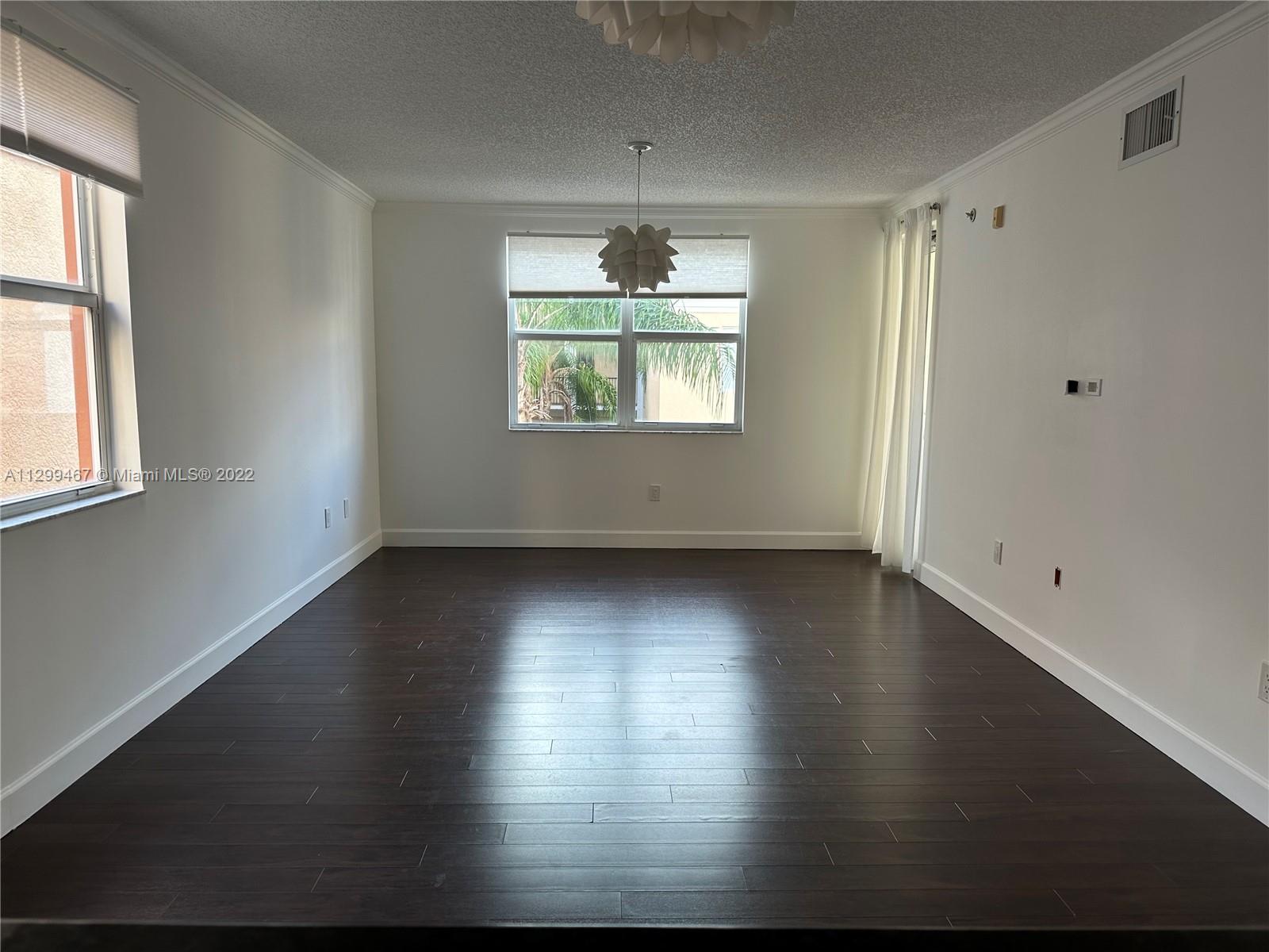 PORTO BELLAGIO CONDO - Residential Lease