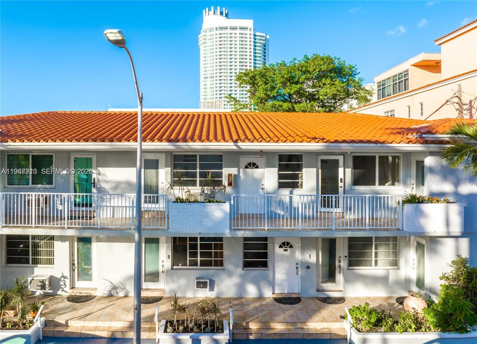 An apartment in the heart of Miami Beach, just one block from its most iconic beaches. Simply unbeatable location: The bay to your left. The ocean to your right. Surrounded by luxury hotels like the legendary Fontainebleau Miami Beach and exclusive luxury buildings. Properties in this area are rarely found at this price. Here, you're not just buying an apartment… you're investing in location, lifestyle, and potential.  This is the perfect time to secure a property with enormous potential and personalize it to your liking.  Opportunities like this don't wait