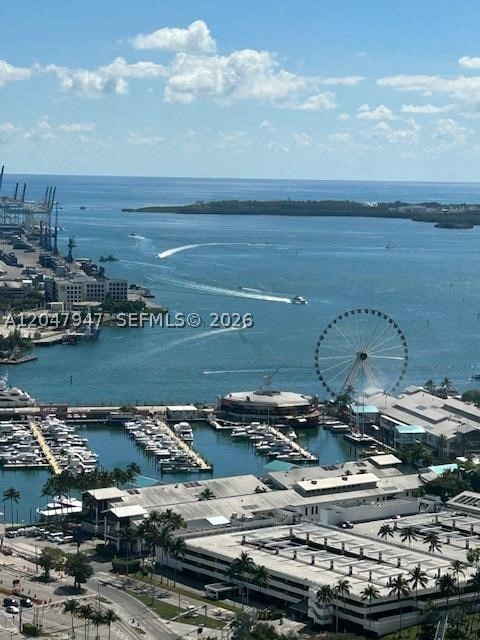 PARAMOUNT MIAMI WORLDCENT - Residential Lease