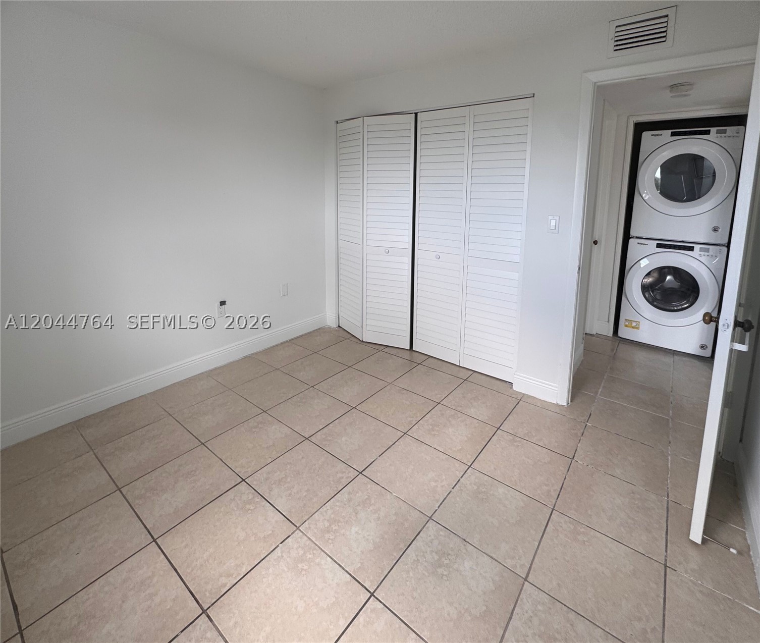 VERSAILLES PLAZA CONDO - Residential Lease