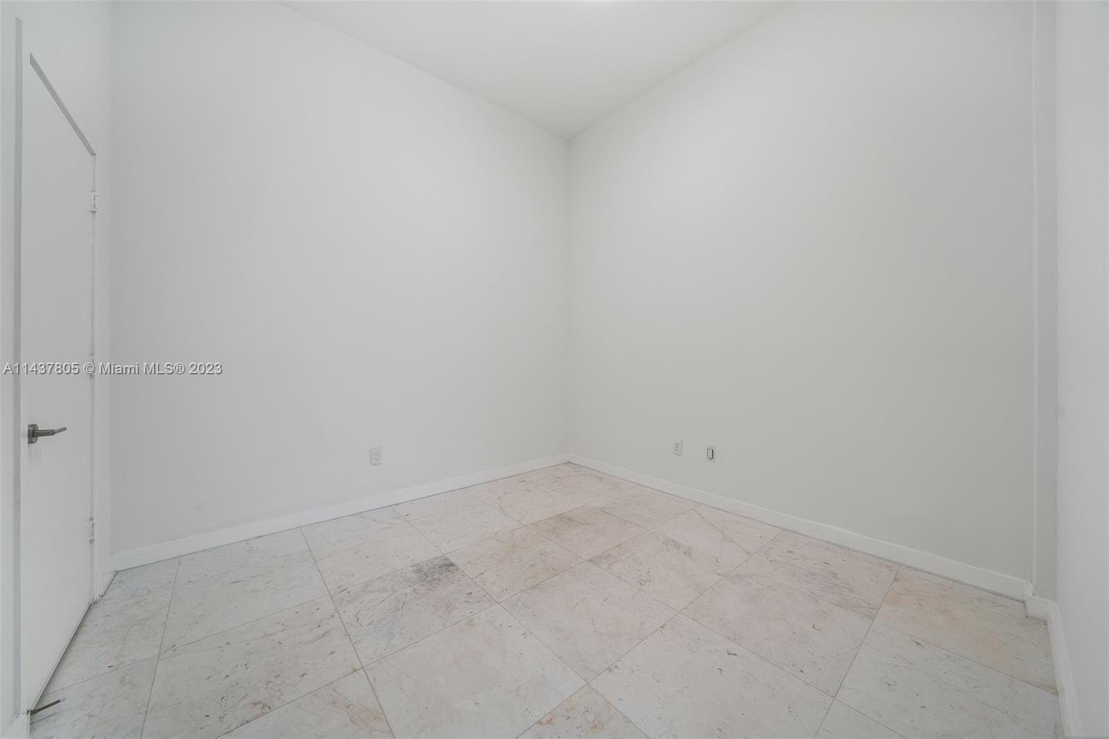 BISCAYNE BEACH CONDO - Residential Lease