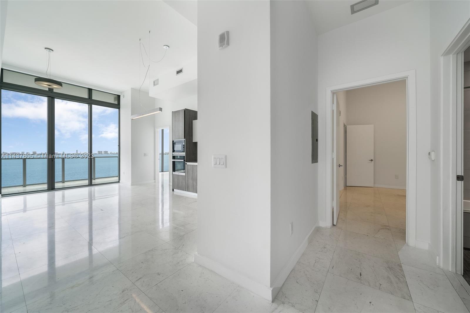 BISCAYNE BEACH CONDO - Residential Lease