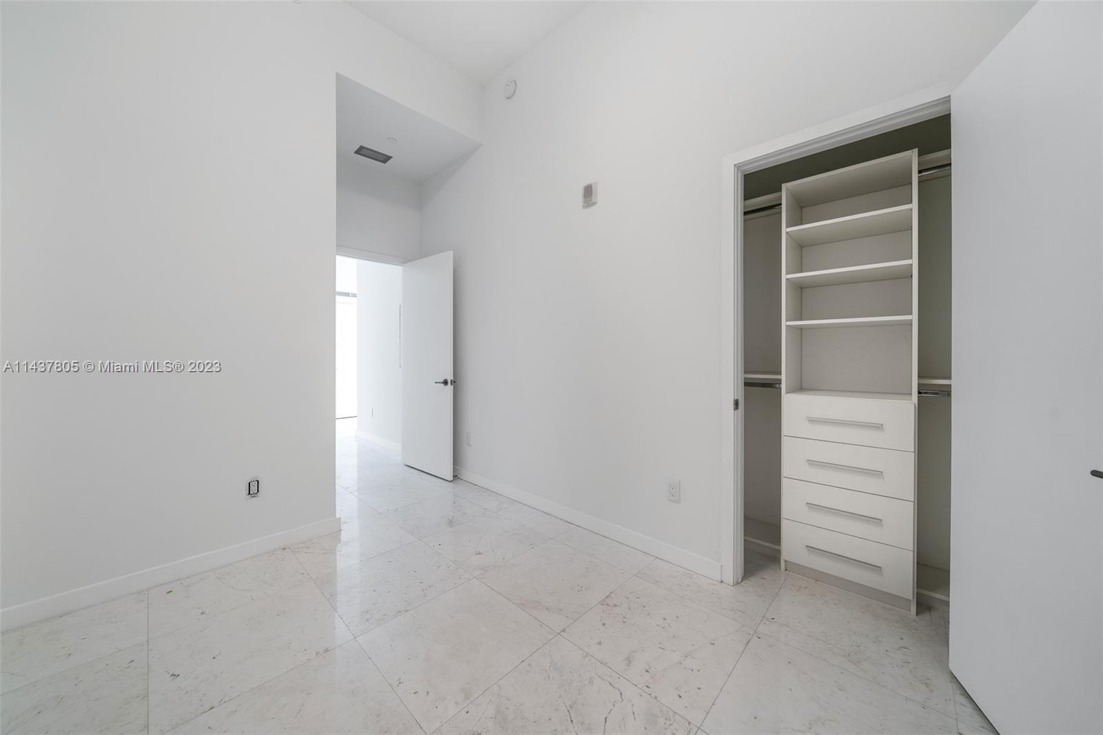 BISCAYNE BEACH CONDO - Residential Lease
