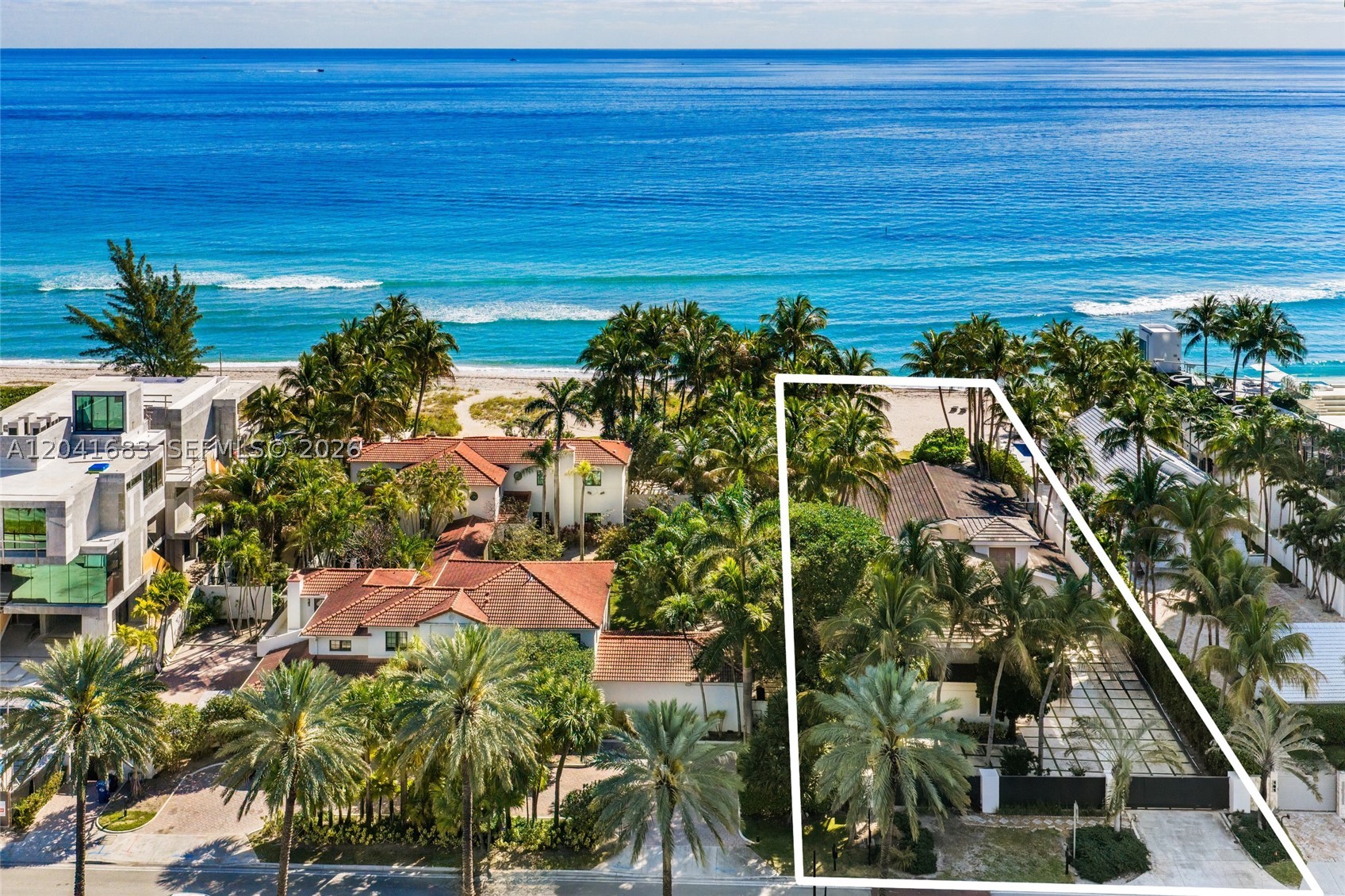 GOLDEN BEACH SEC C - Residential