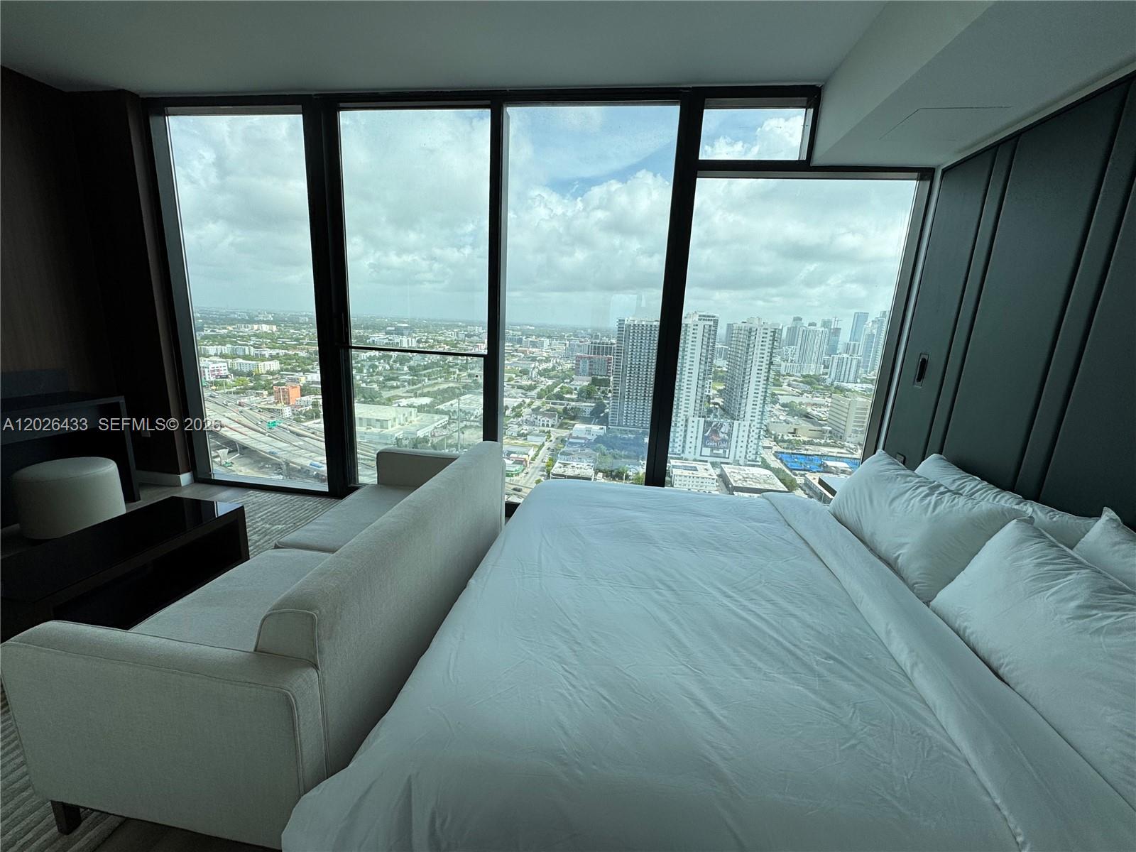 MIAMI NORTH - Residential Lease