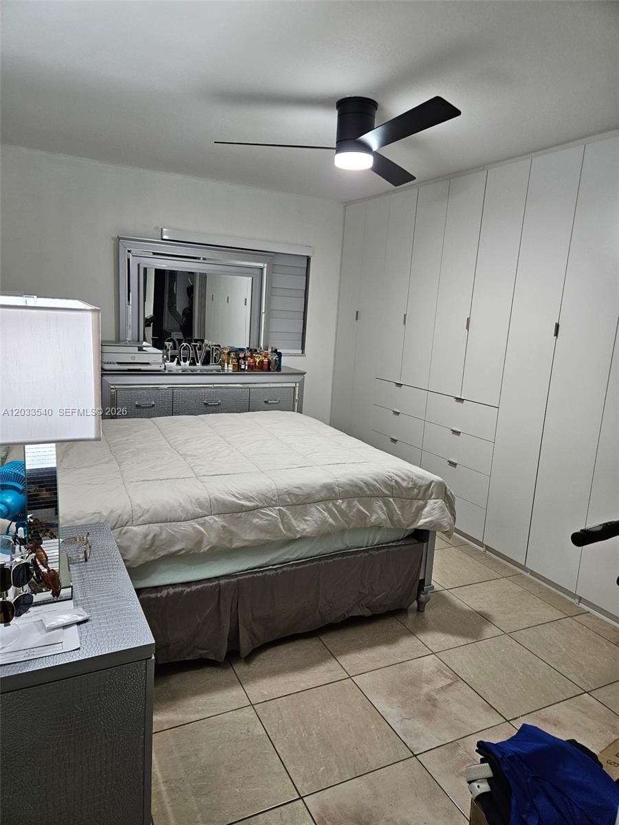 BELLA VILLAS LAS PALMAS C - Residential