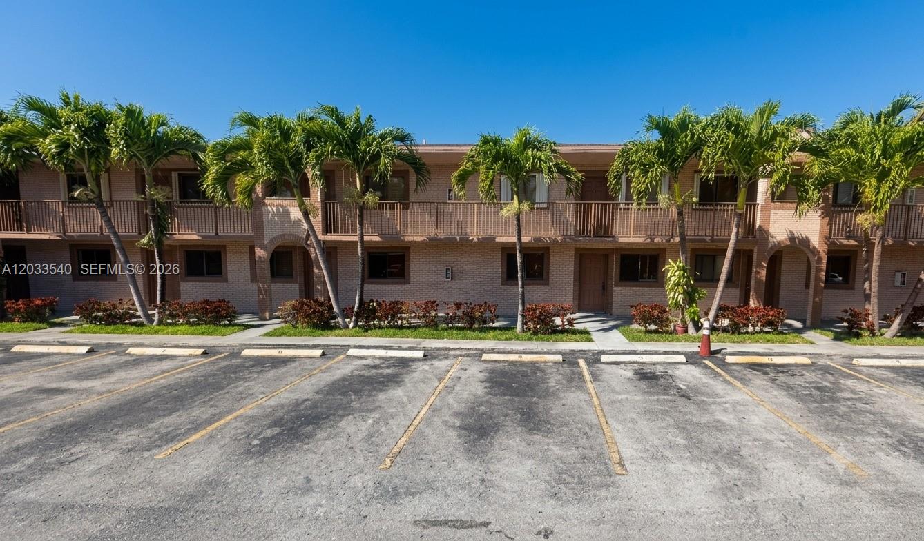 BELLA VILLAS LAS PALMAS C - Residential