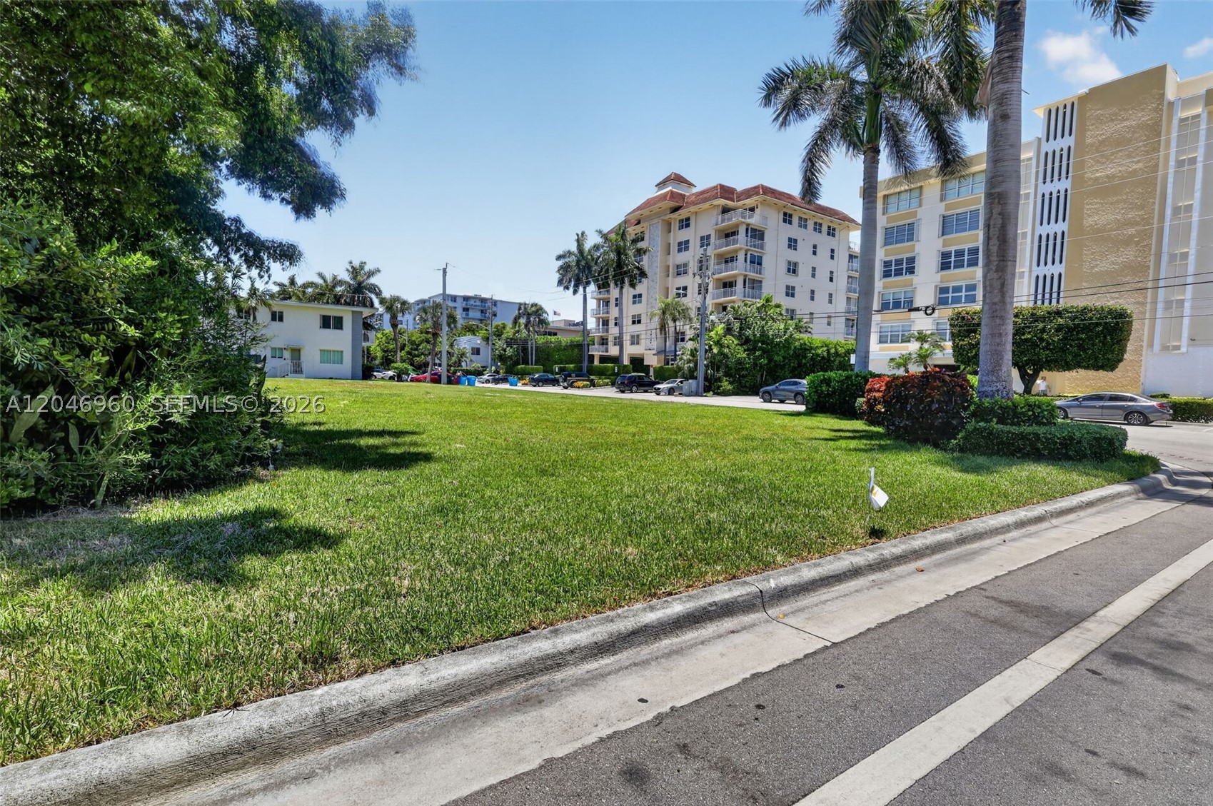 BAY HARBOR ISLAND - Land
