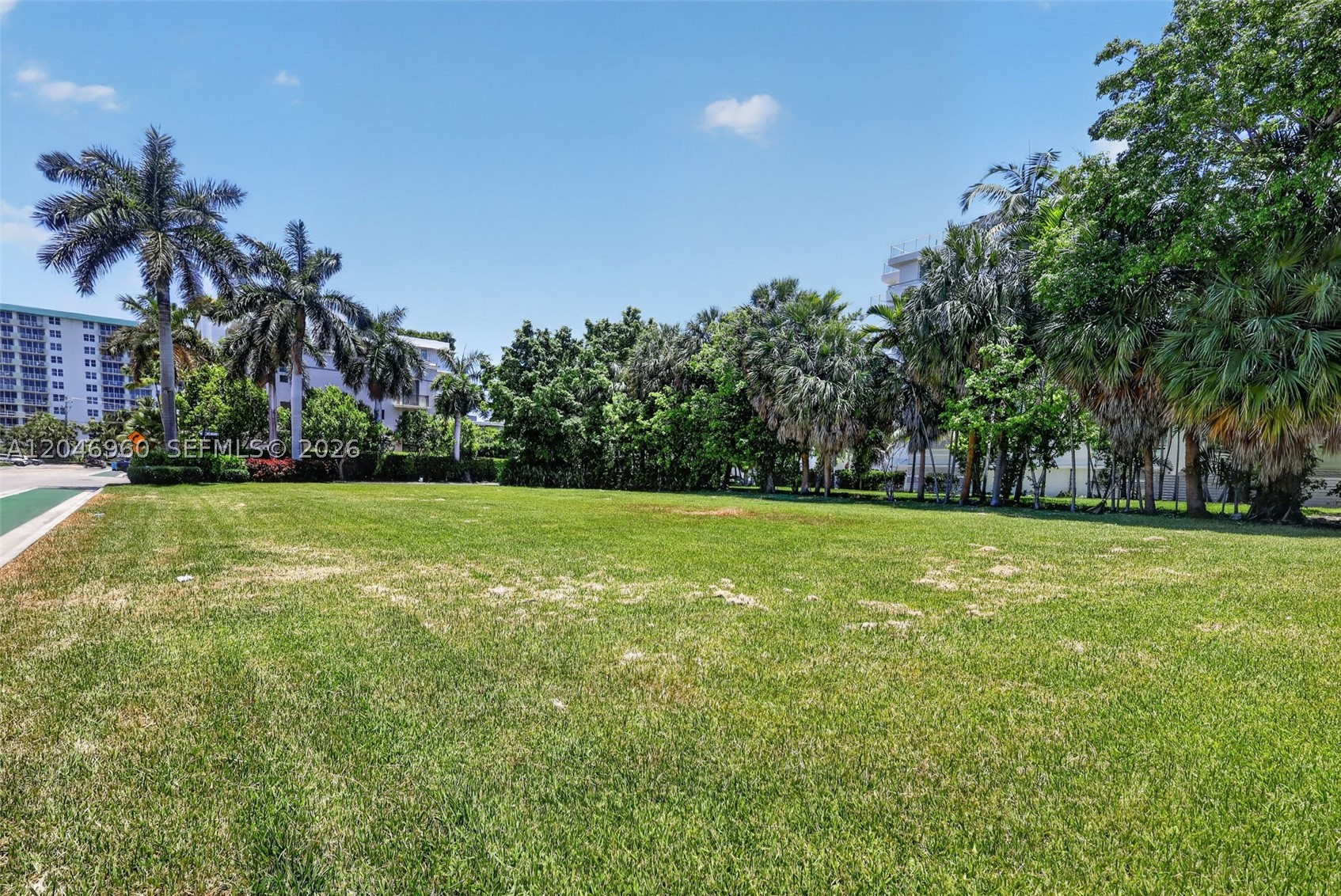 BAY HARBOR ISLAND - Land