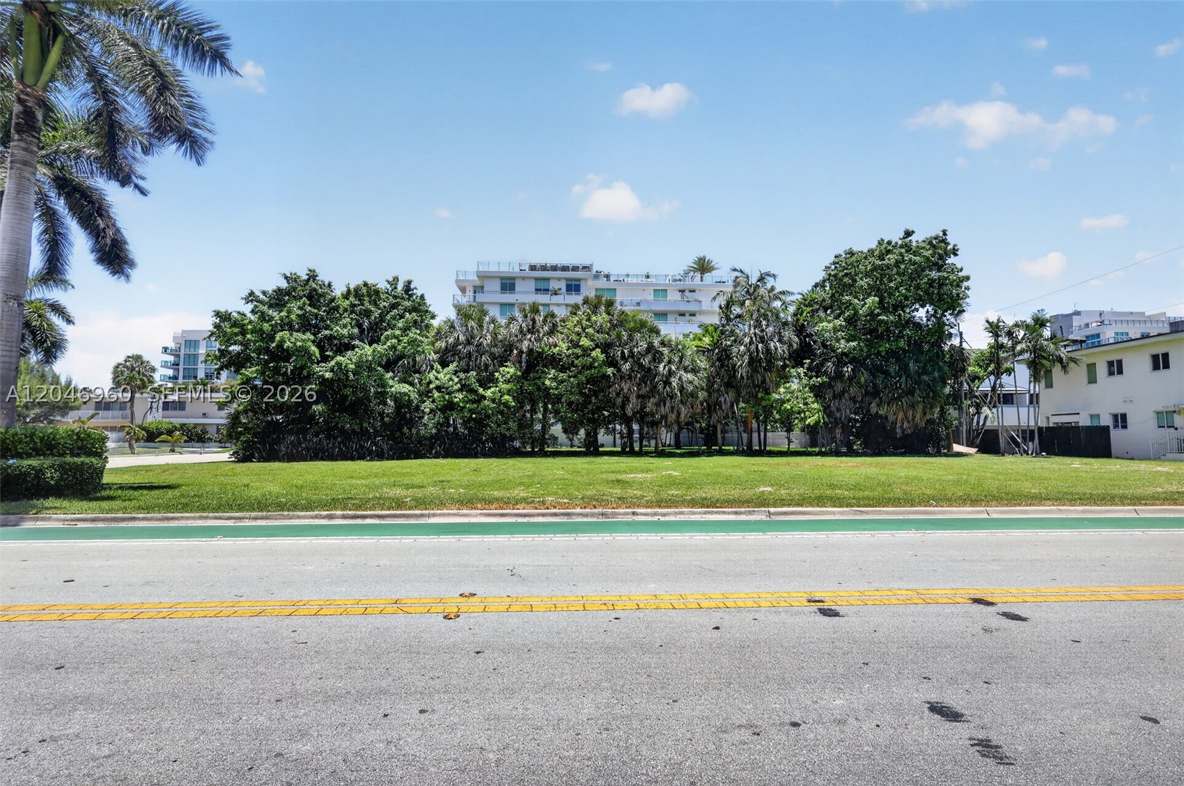 BAY HARBOR ISLAND - Land