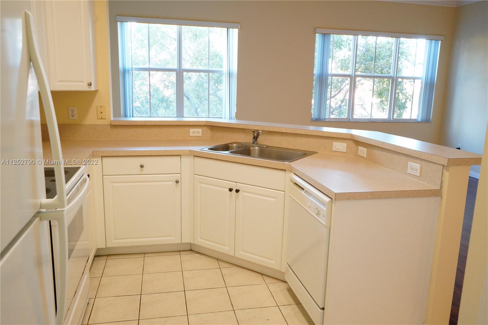 EL-AD VILLAGGIO CONDO - Residential Lease