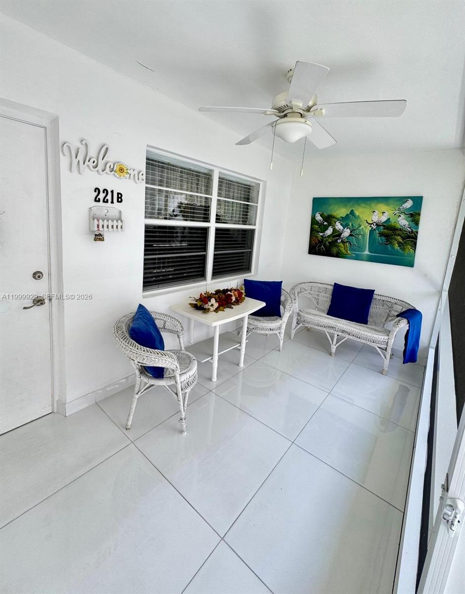PARADISE VILLAS - Residential