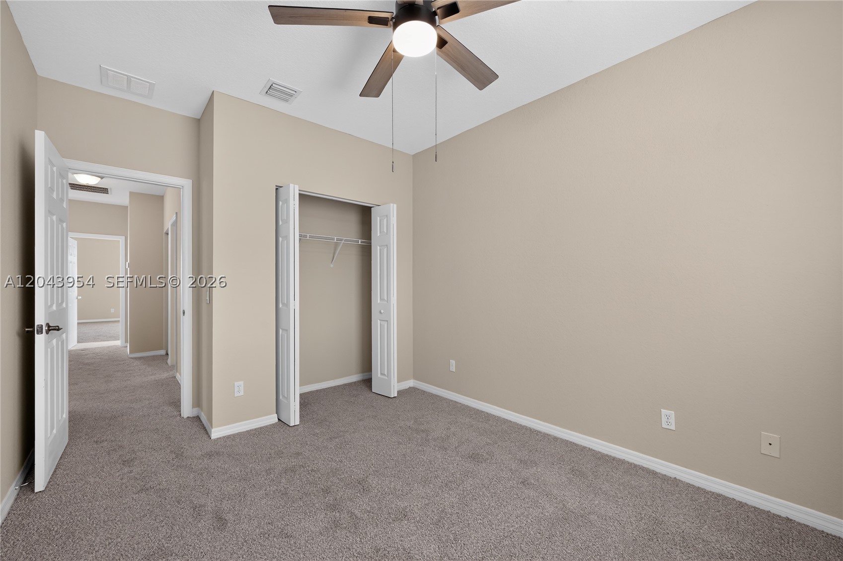 PALM BREEZES CLUB - Residential