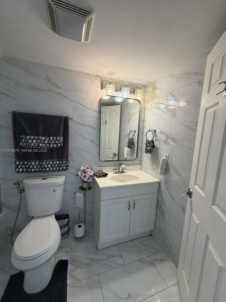 BAY TREE PATIO HOMES COND - Residential