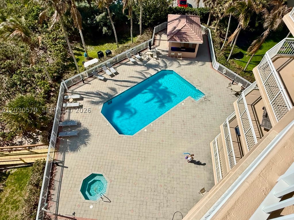 THE ATRIUM ON THE OCEAN I - Residential