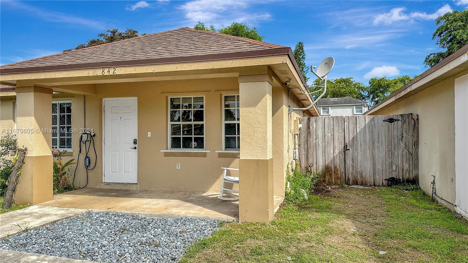 VILLAS OF PALM BAY - Residential