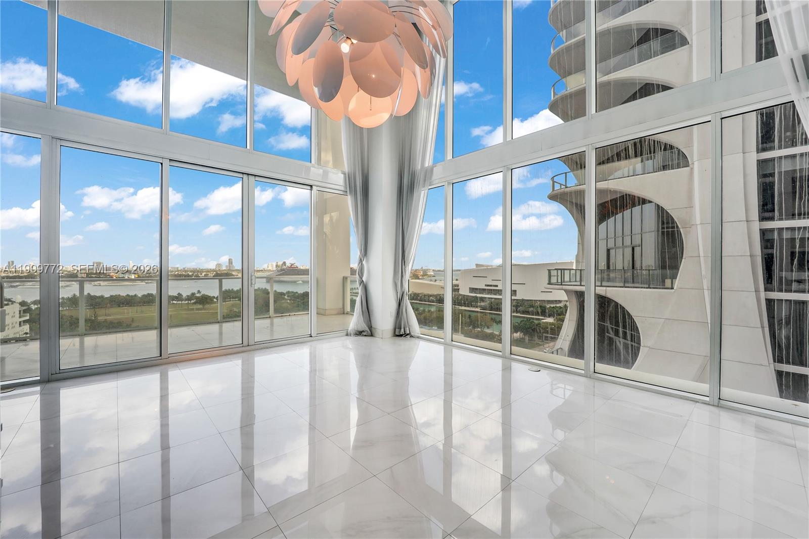 TEN MUSEUM PK RESIDENTIAL - Residential