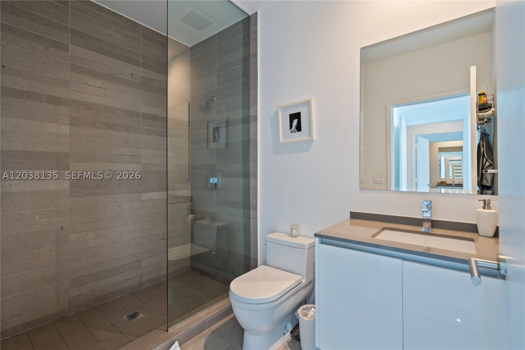 RISE CONDO - Residential Lease