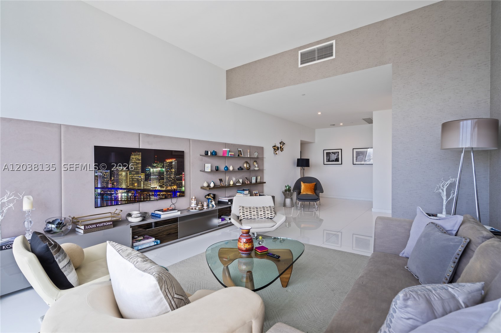 RISE CONDO - Residential Lease