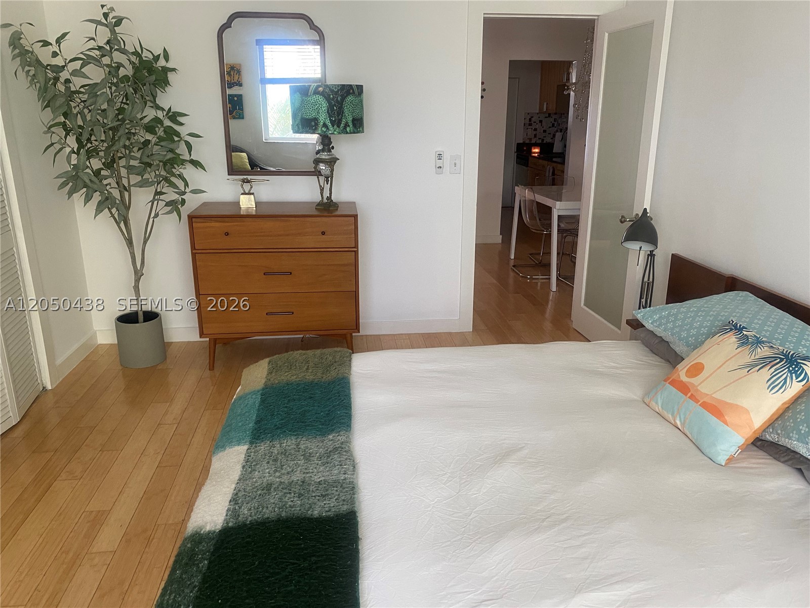 THE BAMBOO HOUSE CONDO - Residential Lease