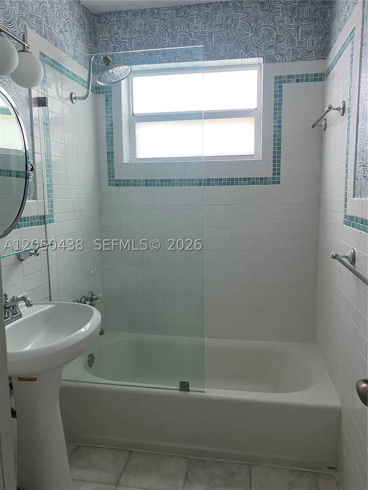 THE BAMBOO HOUSE CONDO - Residential Lease