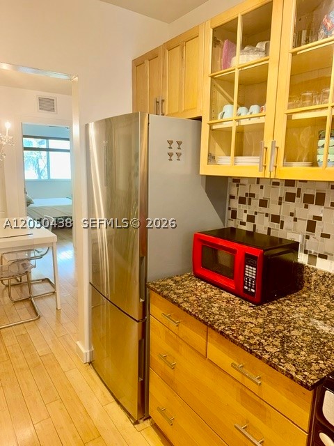THE BAMBOO HOUSE CONDO - Residential Lease