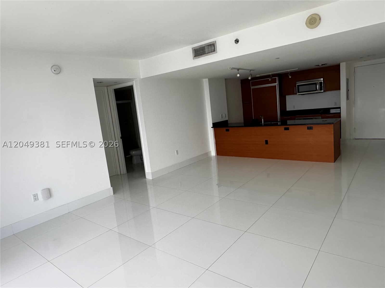 50 BISCAYNE CONDO - Residential Lease