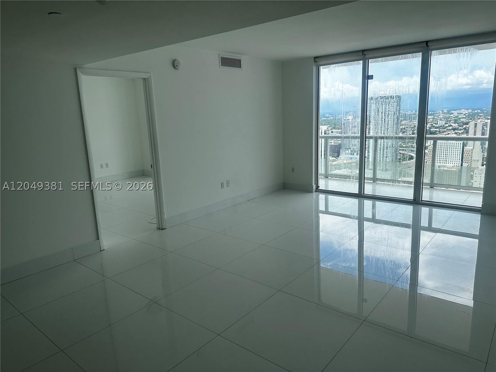 50 BISCAYNE CONDO - Residential Lease