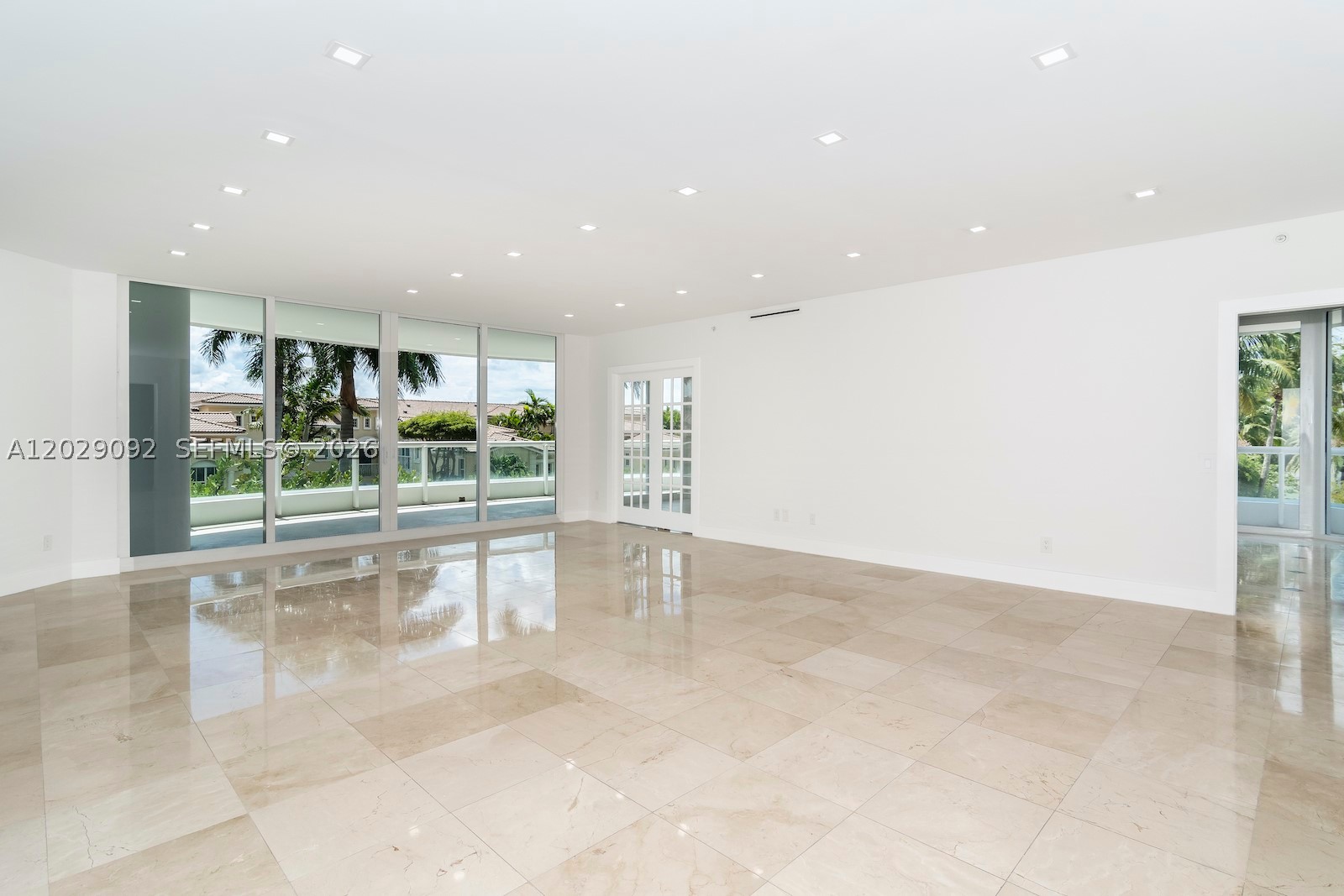 ATLANTIC III AT THE POINT - Residential Lease