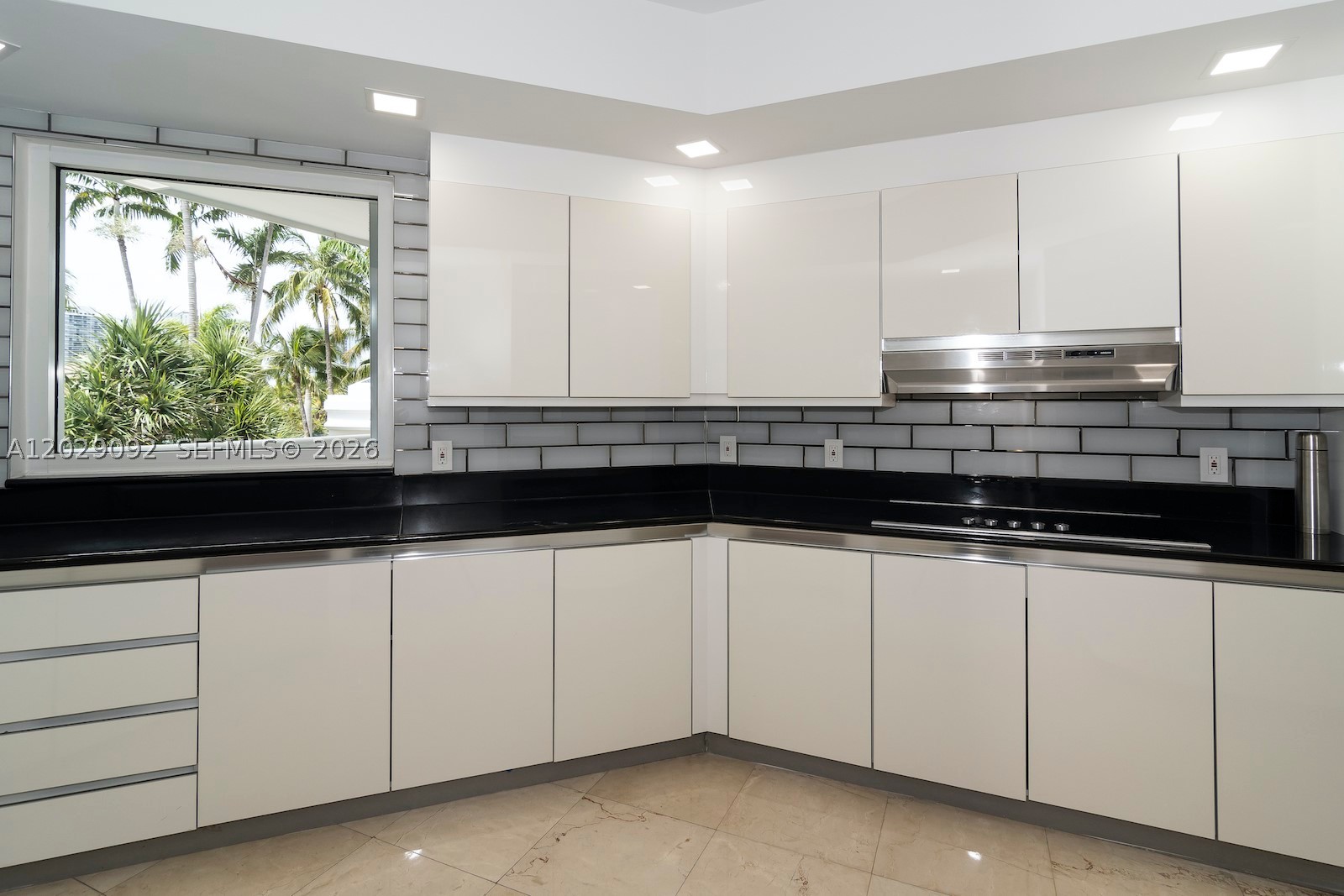 ATLANTIC III AT THE POINT - Residential Lease