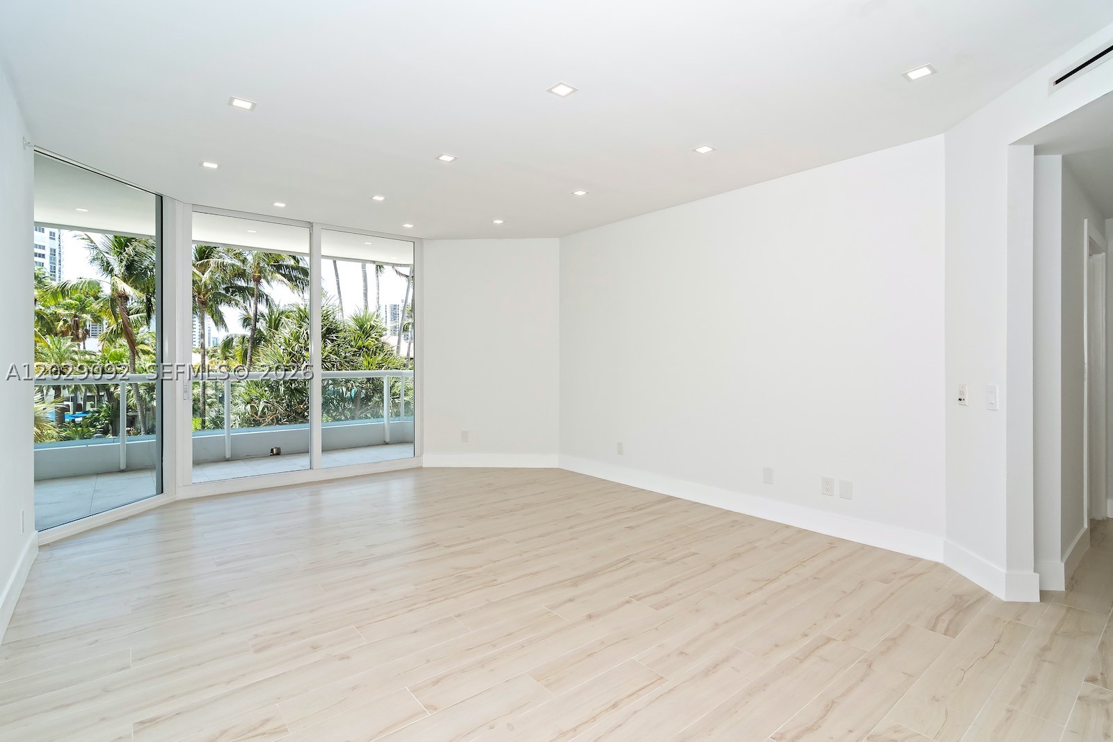 ATLANTIC III AT THE POINT - Residential Lease